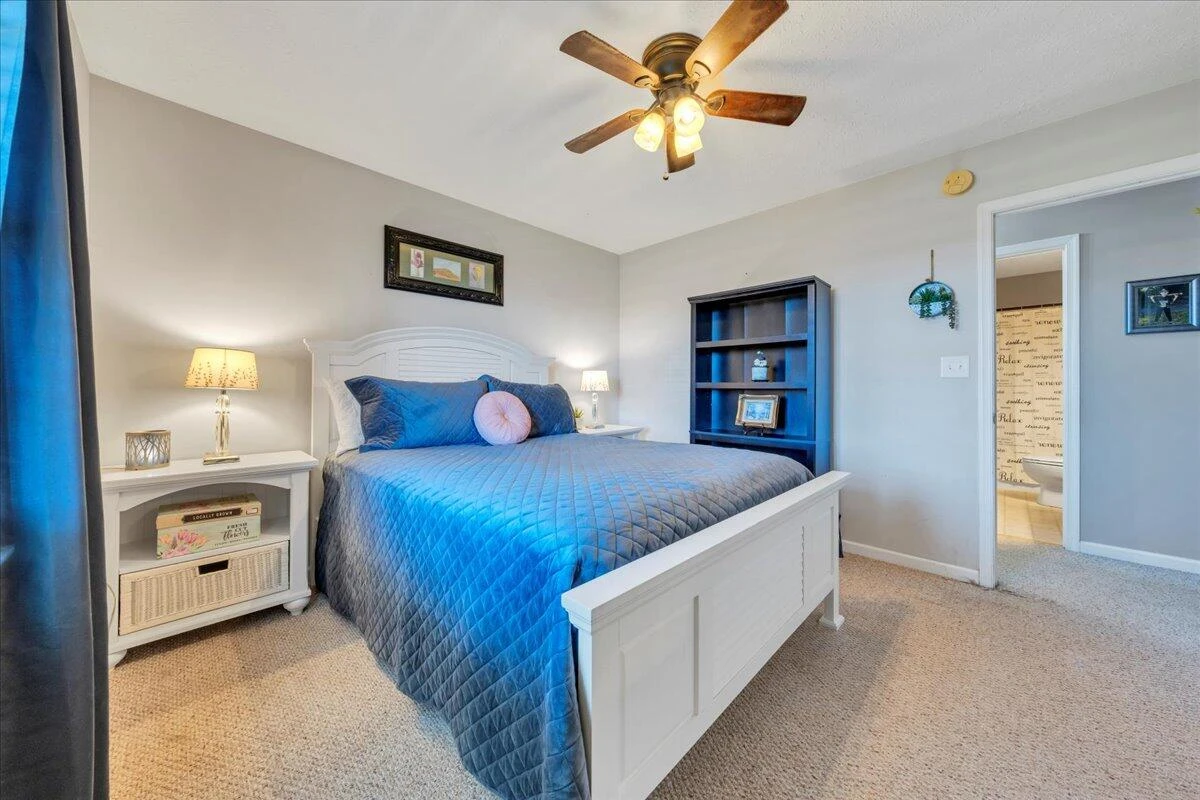 2281 Smith Mountain Lake PKWY - Photo 15