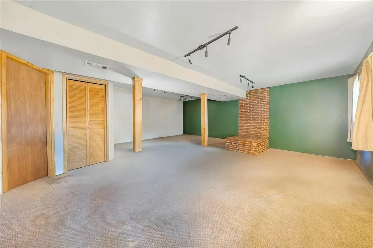 822 Brownwood DR - Photo 11