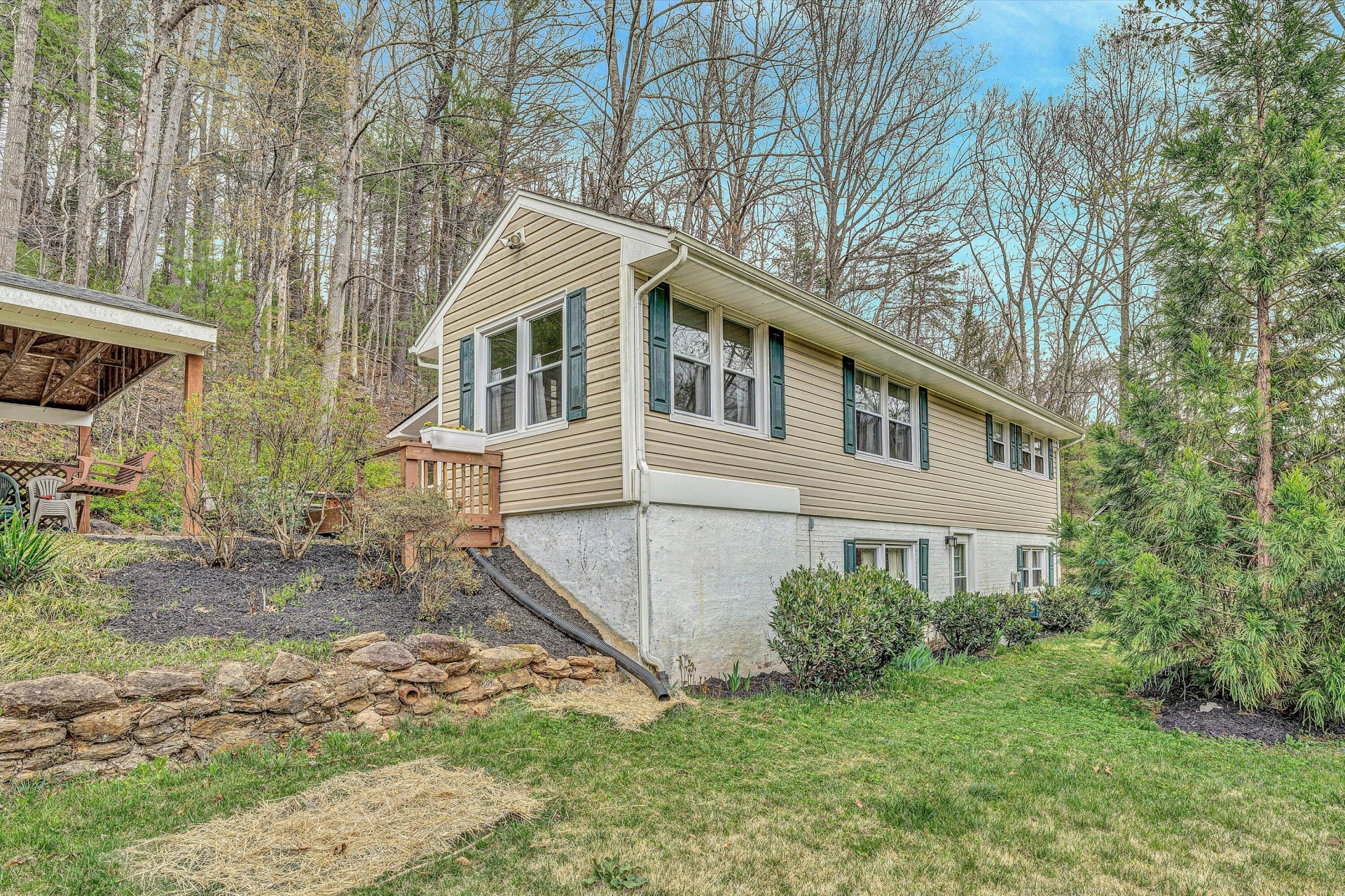 7514 Mt Chestnut RD - Photo 3