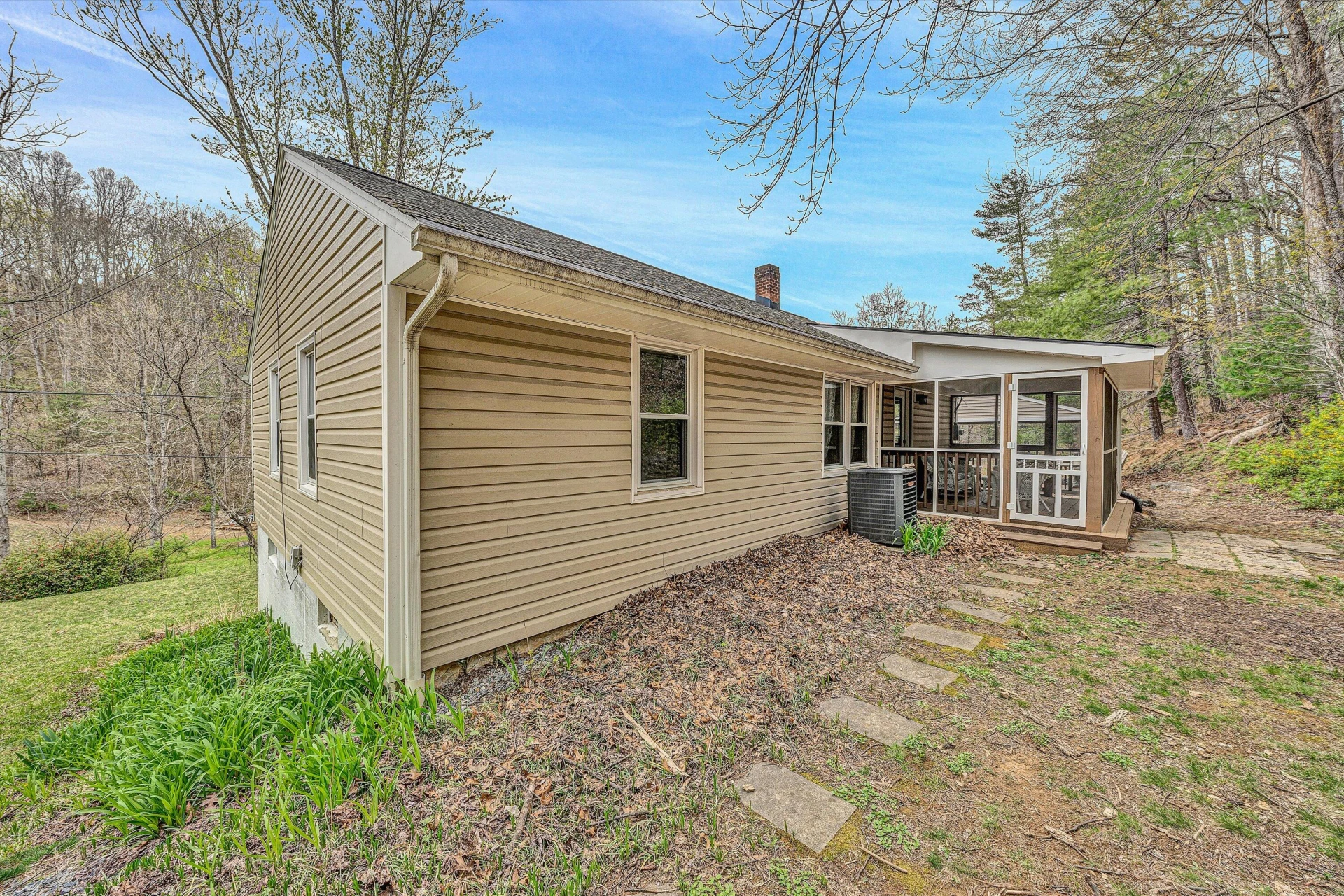 7514 Mt Chestnut RD - Photo 36