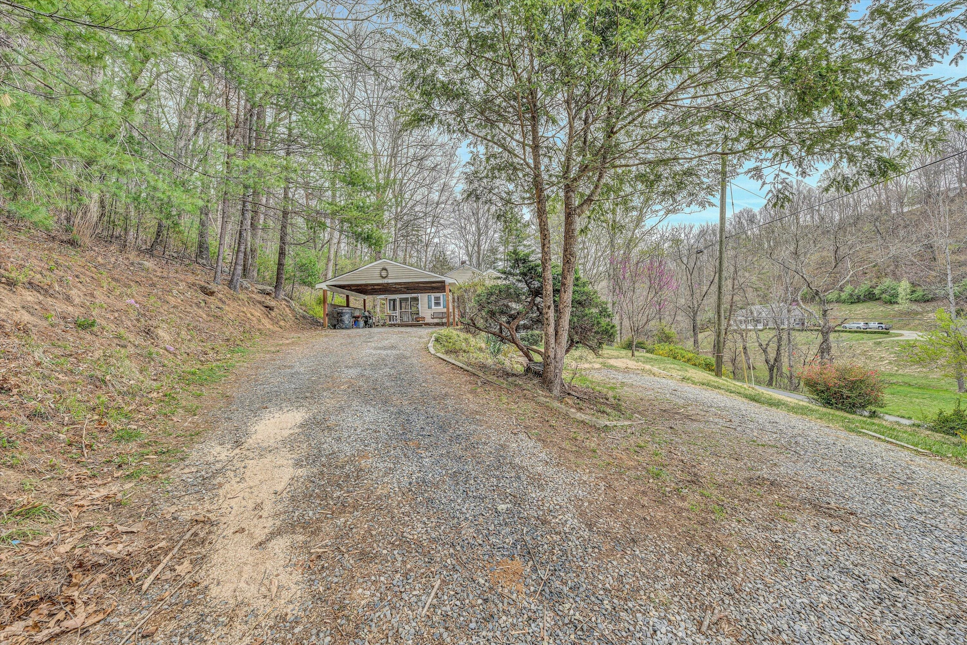 7514 Mt Chestnut RD - Photo 41