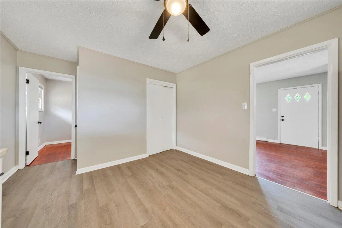 76 Maxey DR - Photo 13
