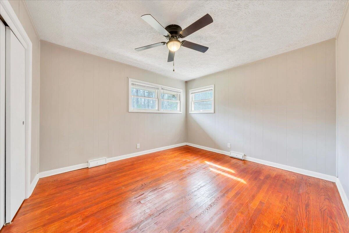 76 Maxey DR - Photo 18