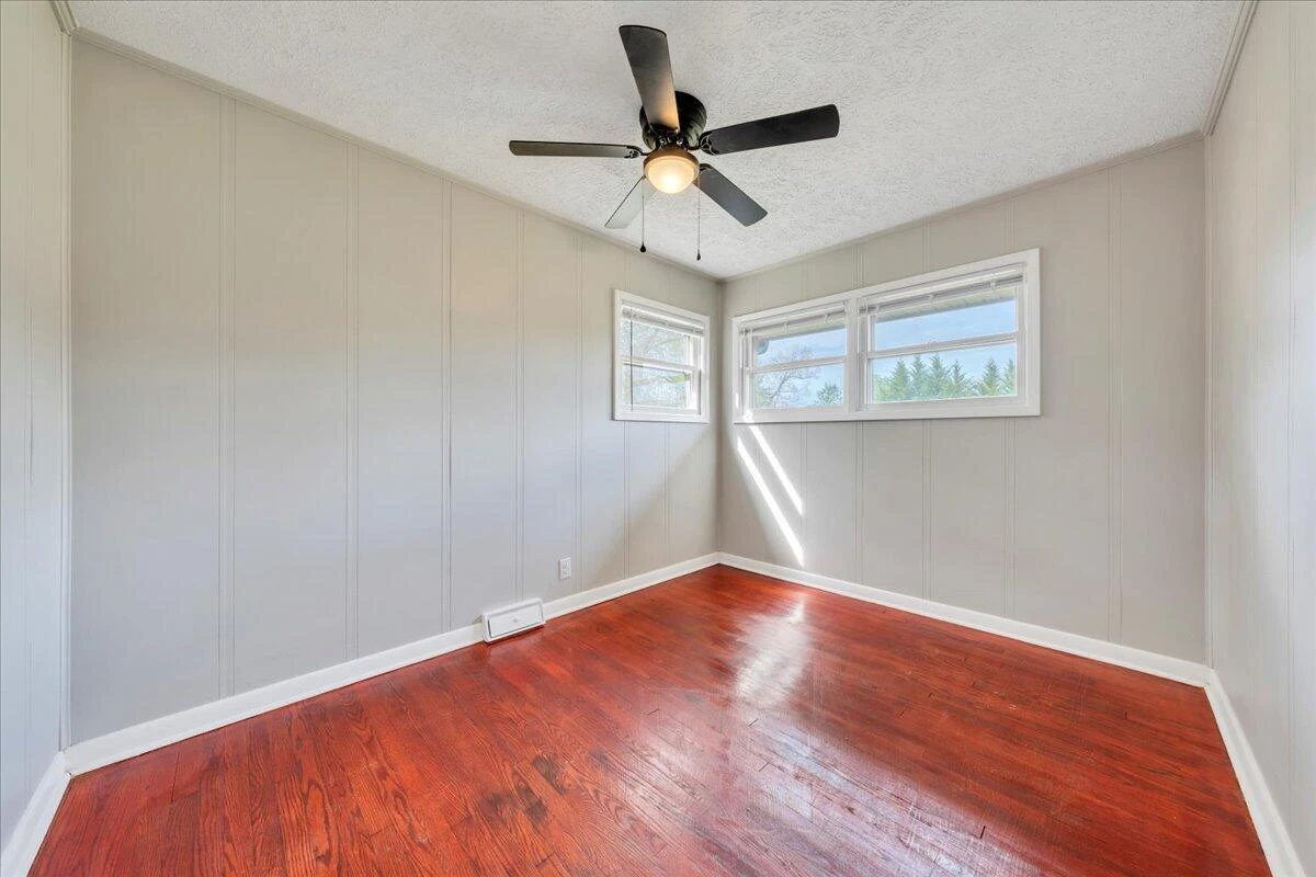 76 Maxey DR - Photo 20