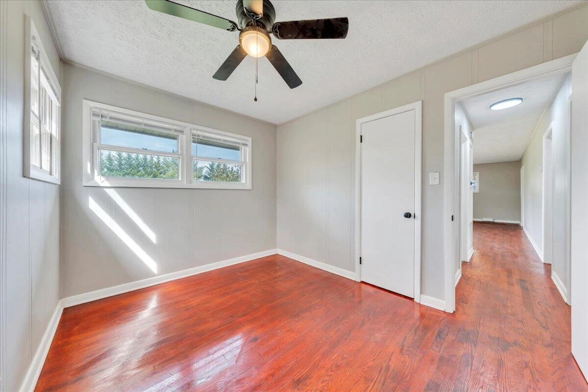 76 Maxey DR - Photo 21