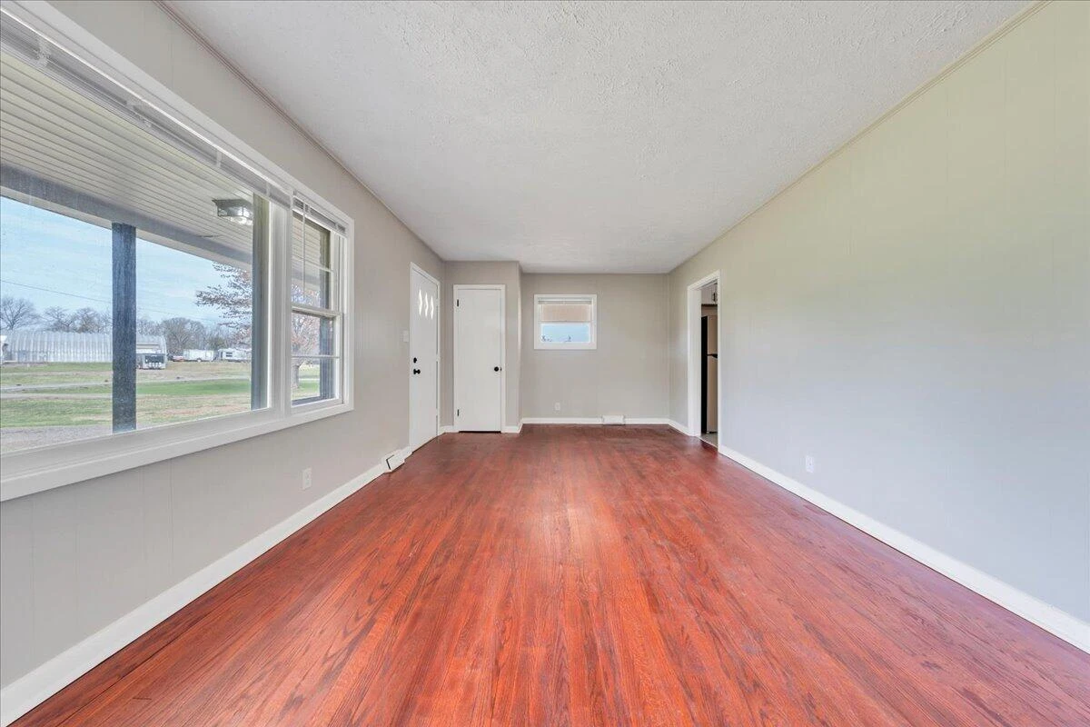 76 Maxey DR - Photo 6
