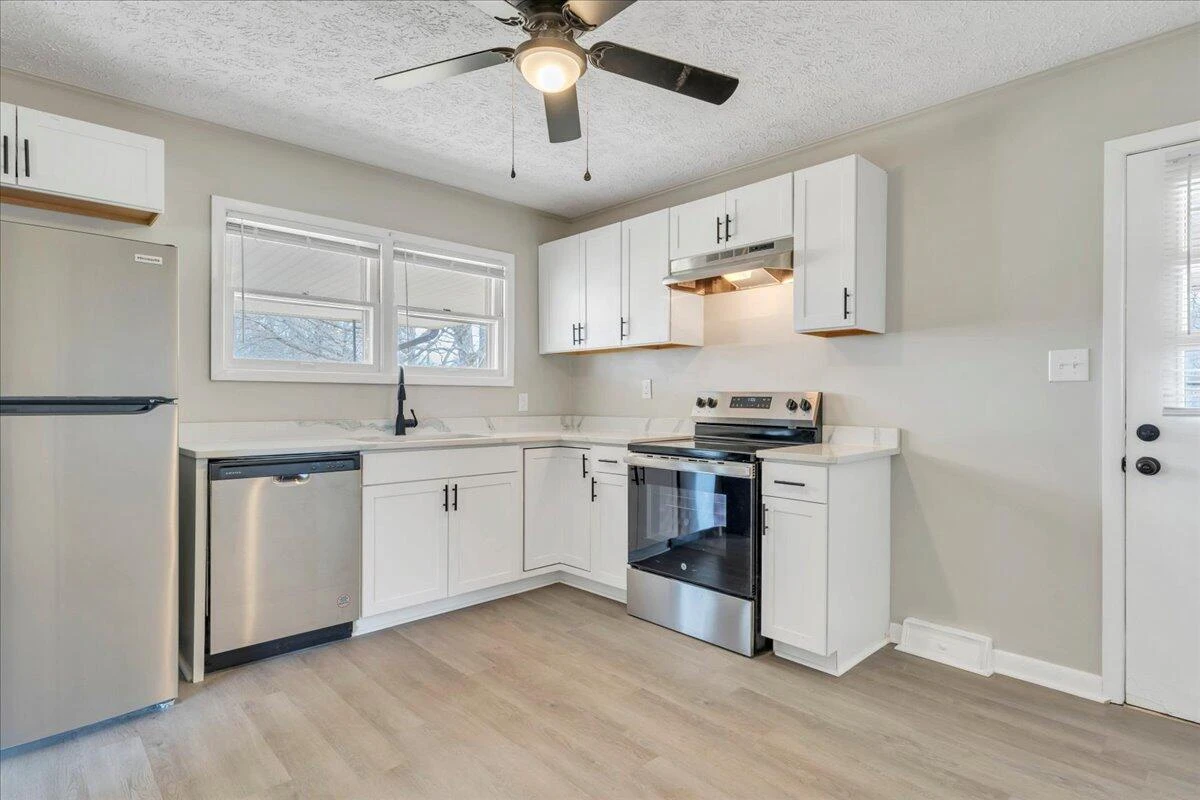 76 Maxey DR - Photo 9