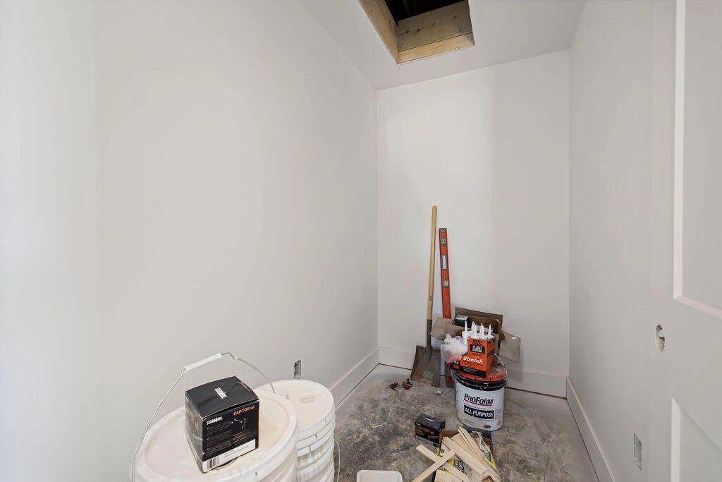1050 Quaker Church RD - Photo 17