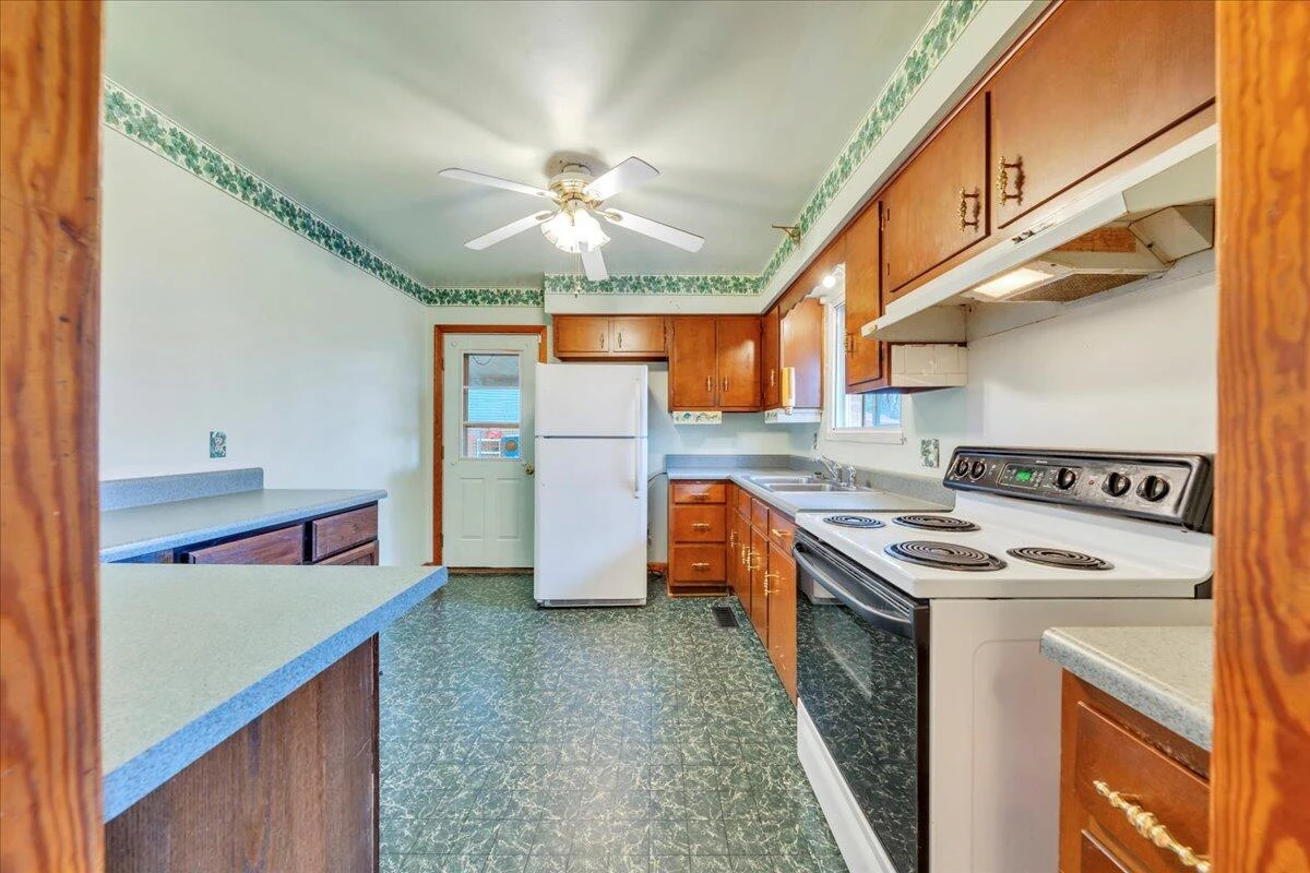 316 Houston AVE - Photo 11