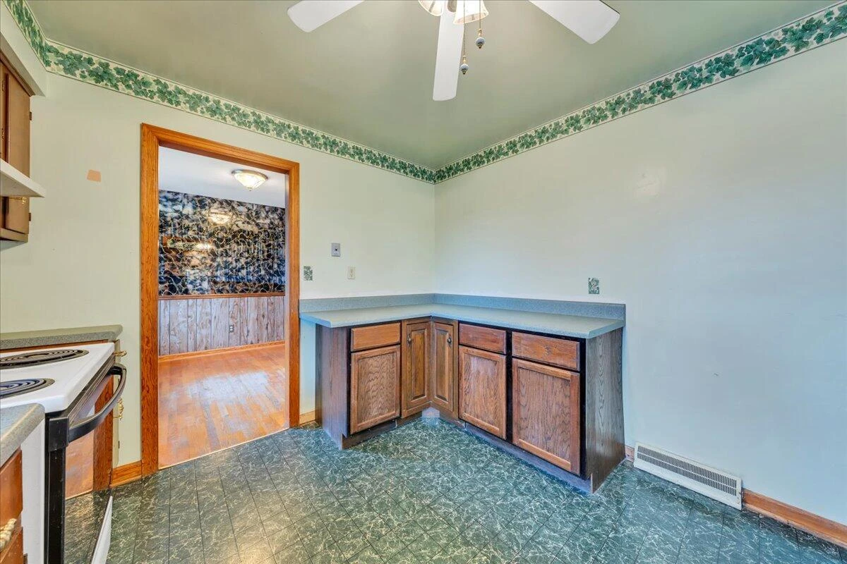 316 Houston AVE - Photo 14