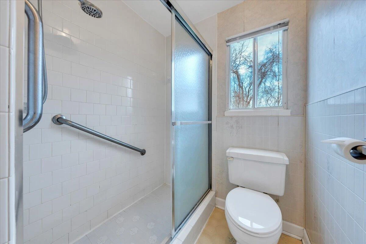 316 Houston AVE - Photo 16