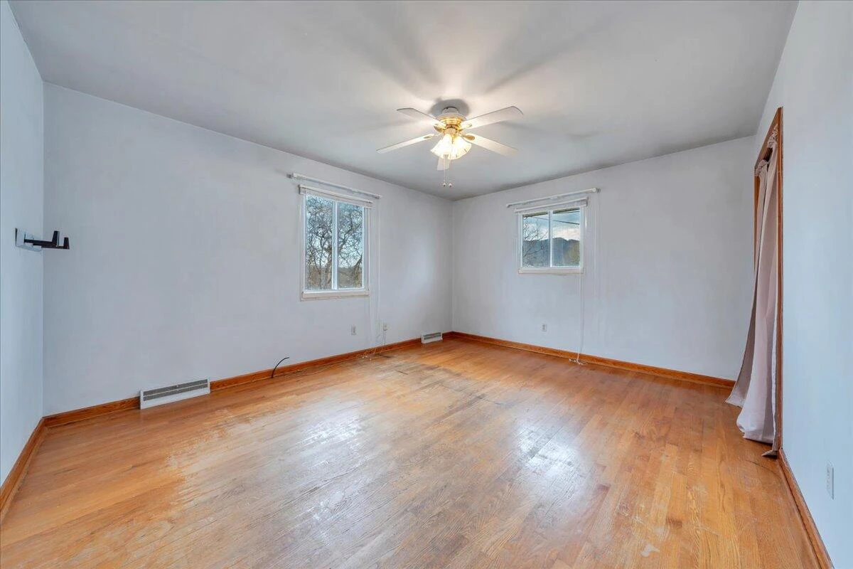 316 Houston AVE - Photo 17
