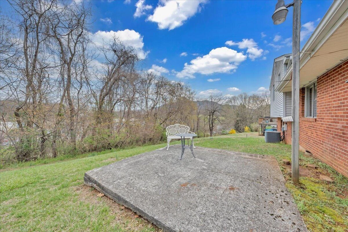 316 Houston AVE - Photo 28