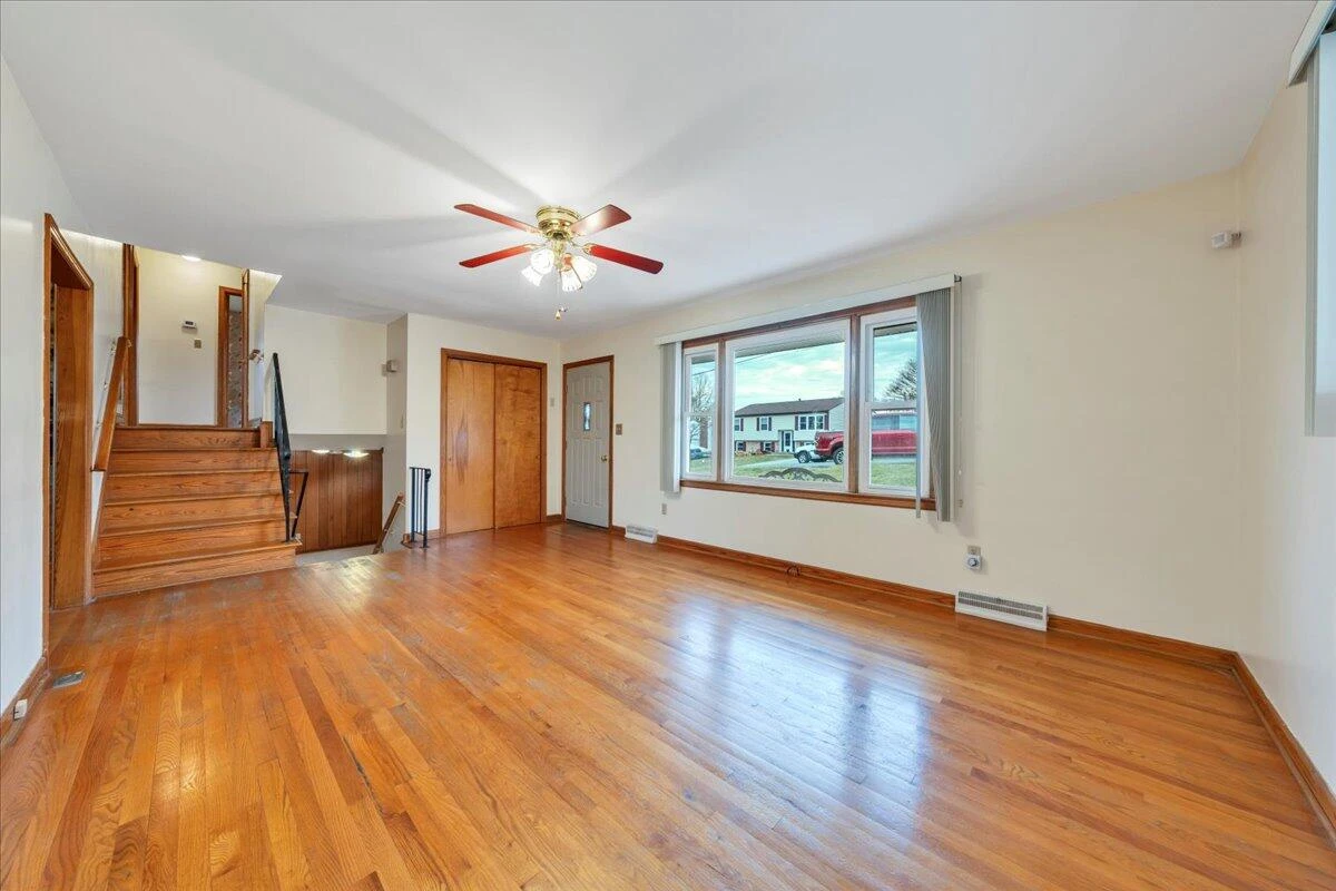 316 Houston AVE - Photo 6