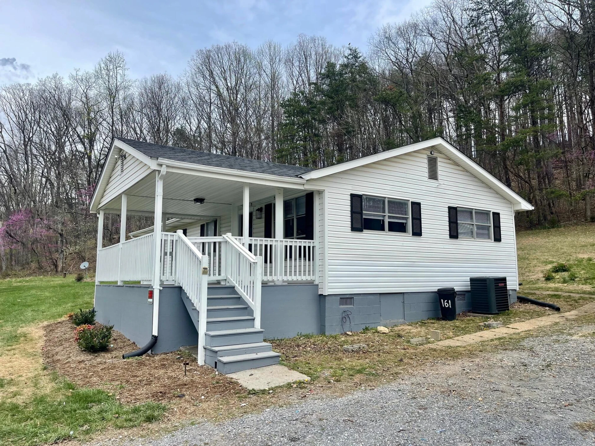 161 Orange LN - Photo 2