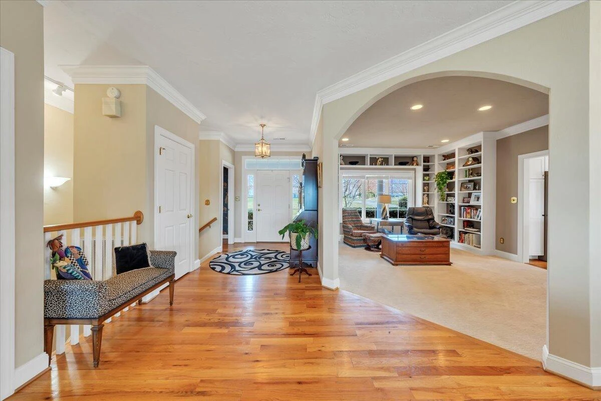 949 Boardwalk DR - Photo 18