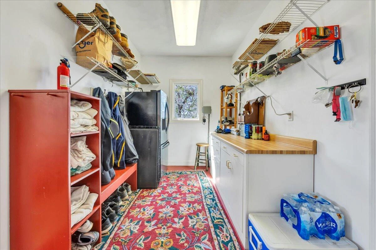 949 Boardwalk DR - Photo 47