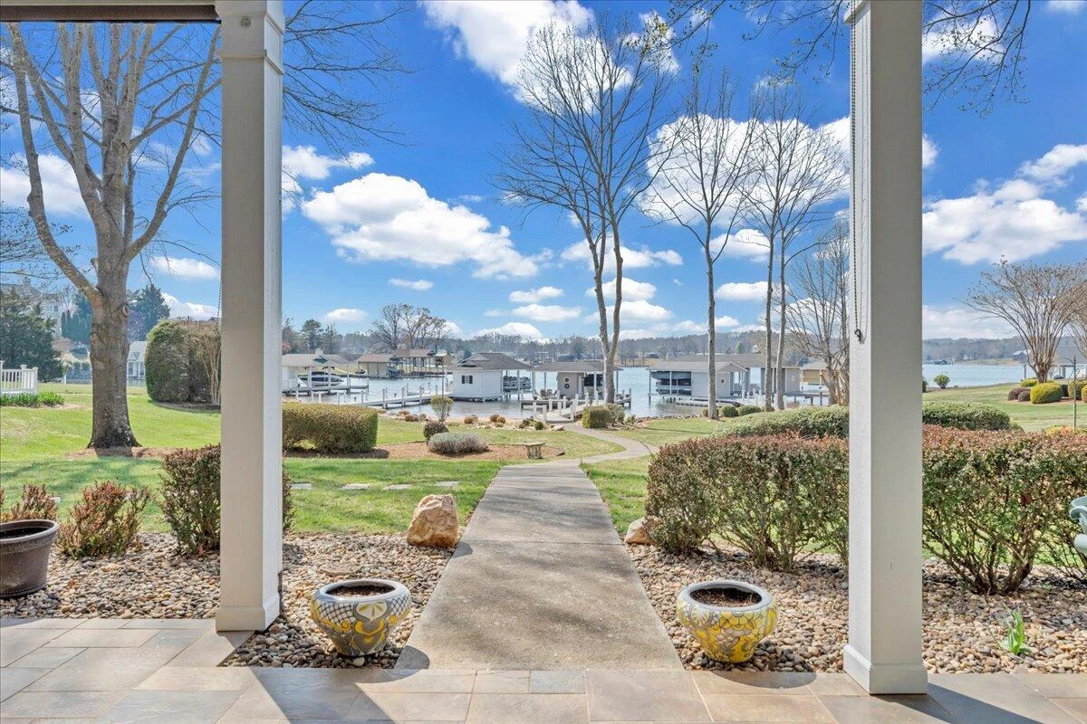 949 Boardwalk DR - Photo 69