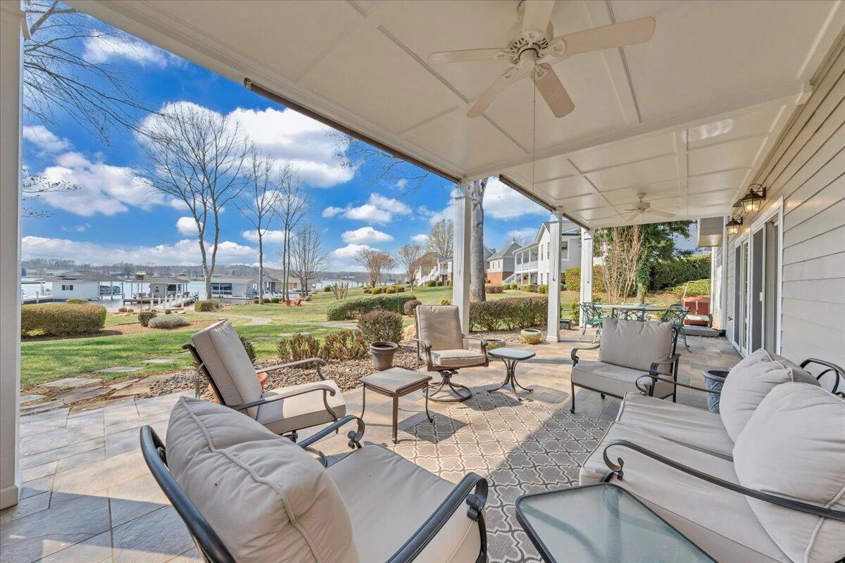 949 Boardwalk DR - Photo 71