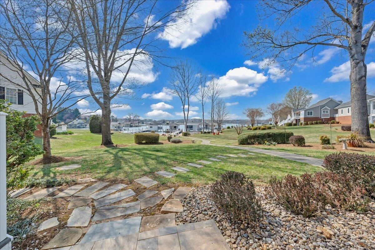 949 Boardwalk DR - Photo 73