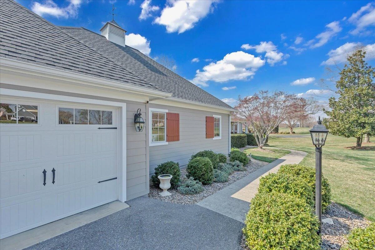 949 Boardwalk DR - Photo 13