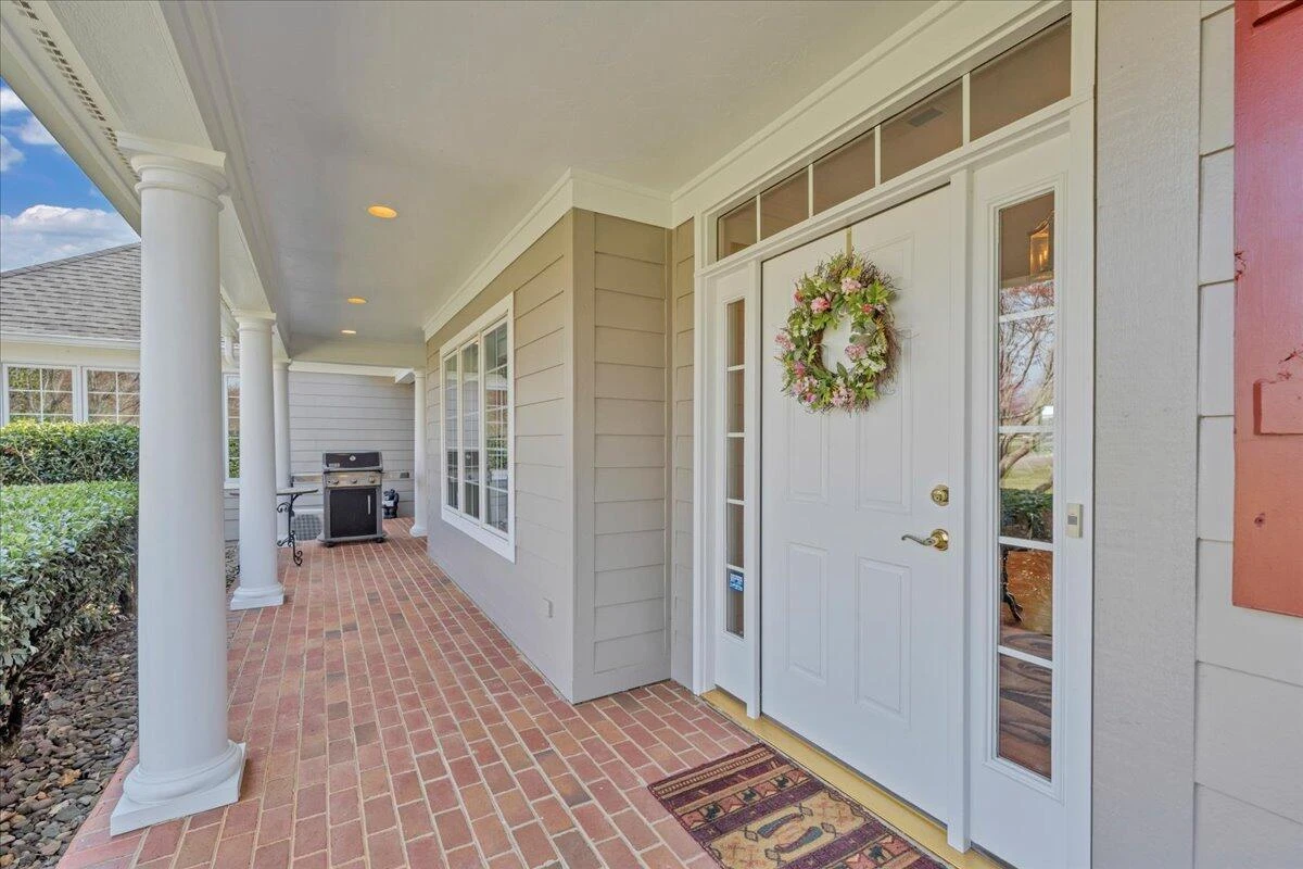 949 Boardwalk DR - Photo 15