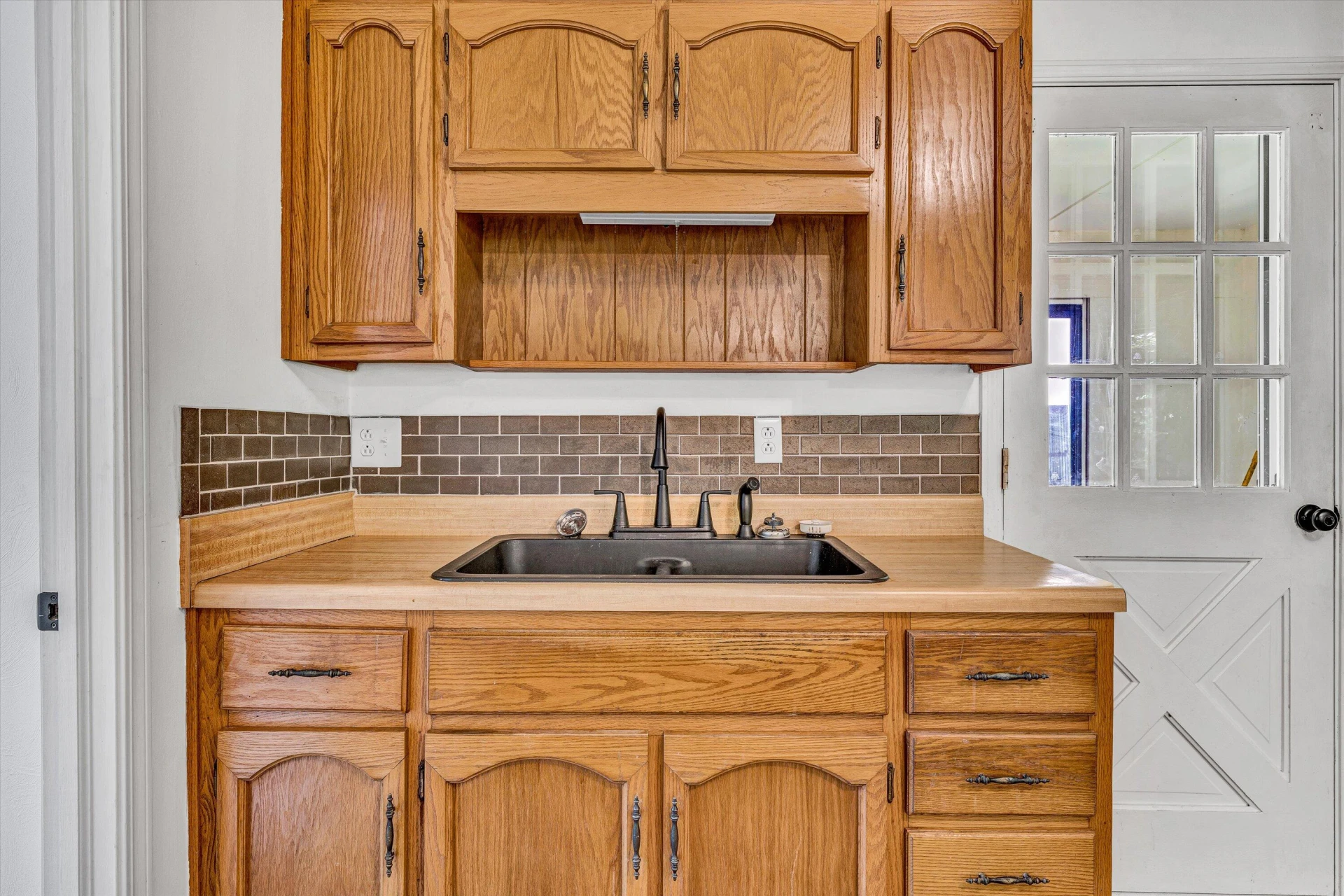 715 PRIMROSE RD - Photo 12