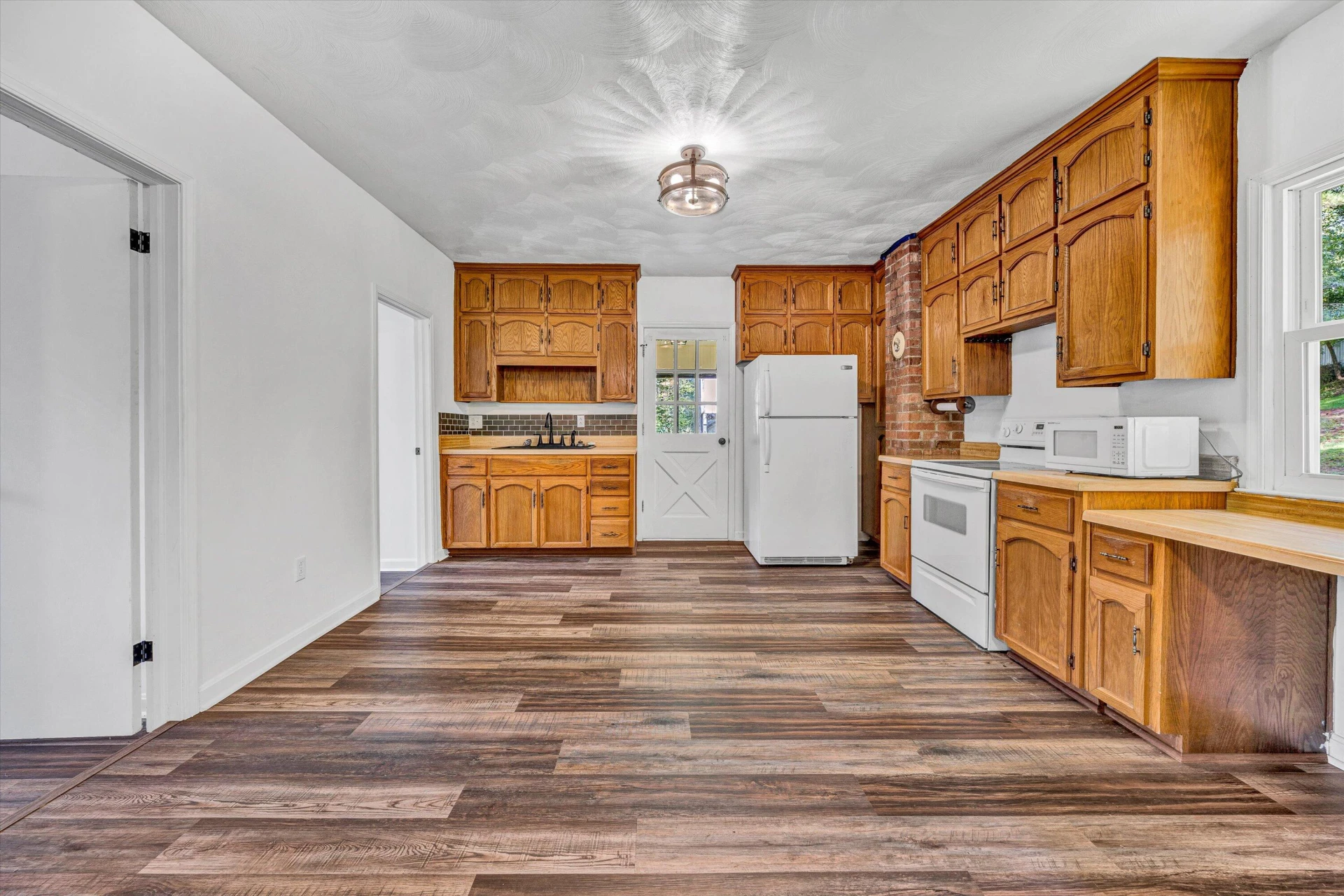 715 PRIMROSE RD - Photo 9