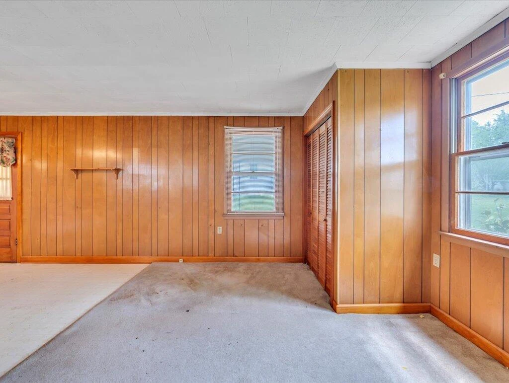 110 Lafayette AVE - Photo 18