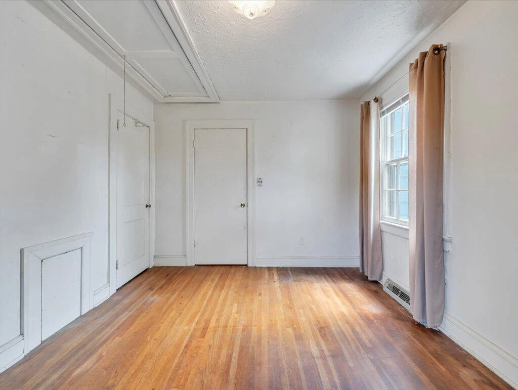 110 Lafayette AVE - Photo 19