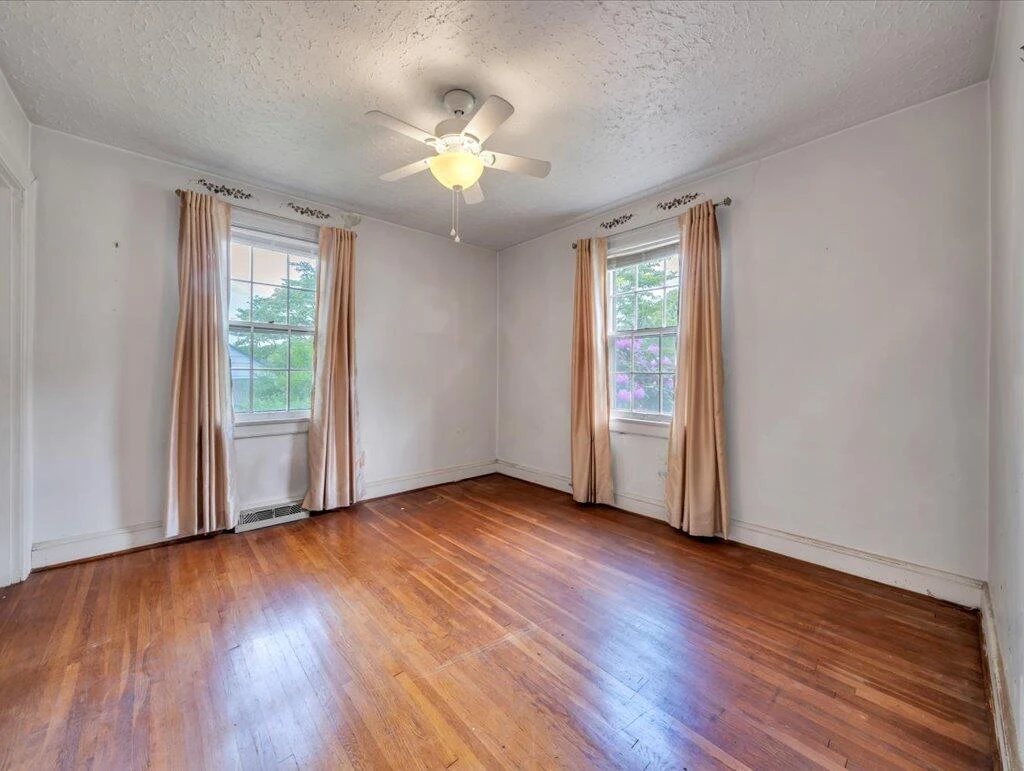 110 Lafayette AVE - Photo 23