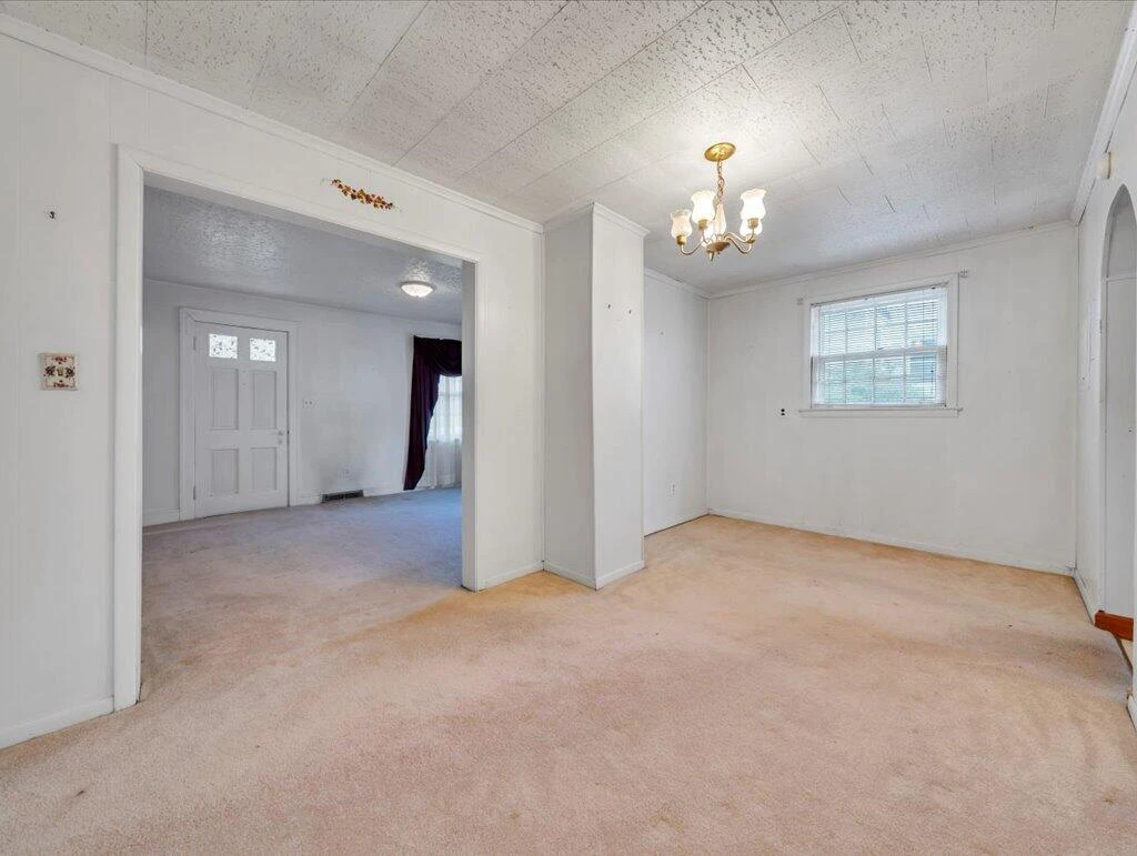 110 Lafayette AVE - Photo 8