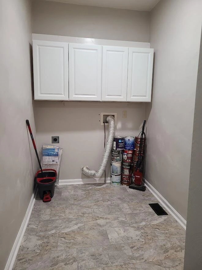 650 Montrose AVE - Photo 21