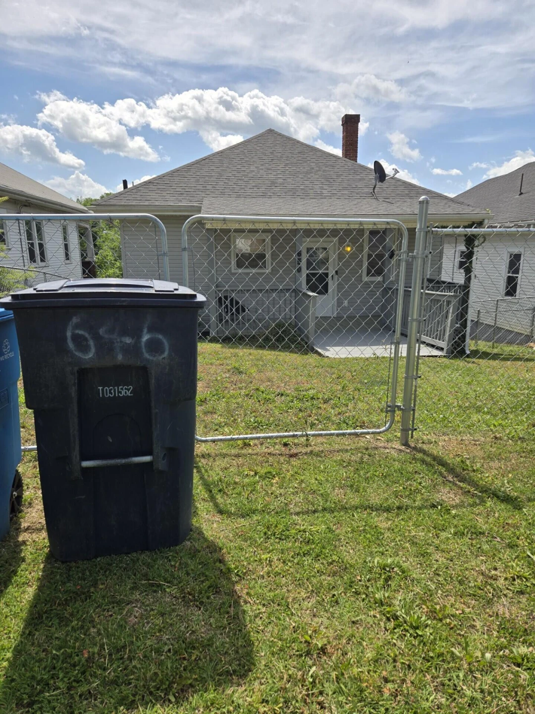 650 Montrose AVE - Photo 34