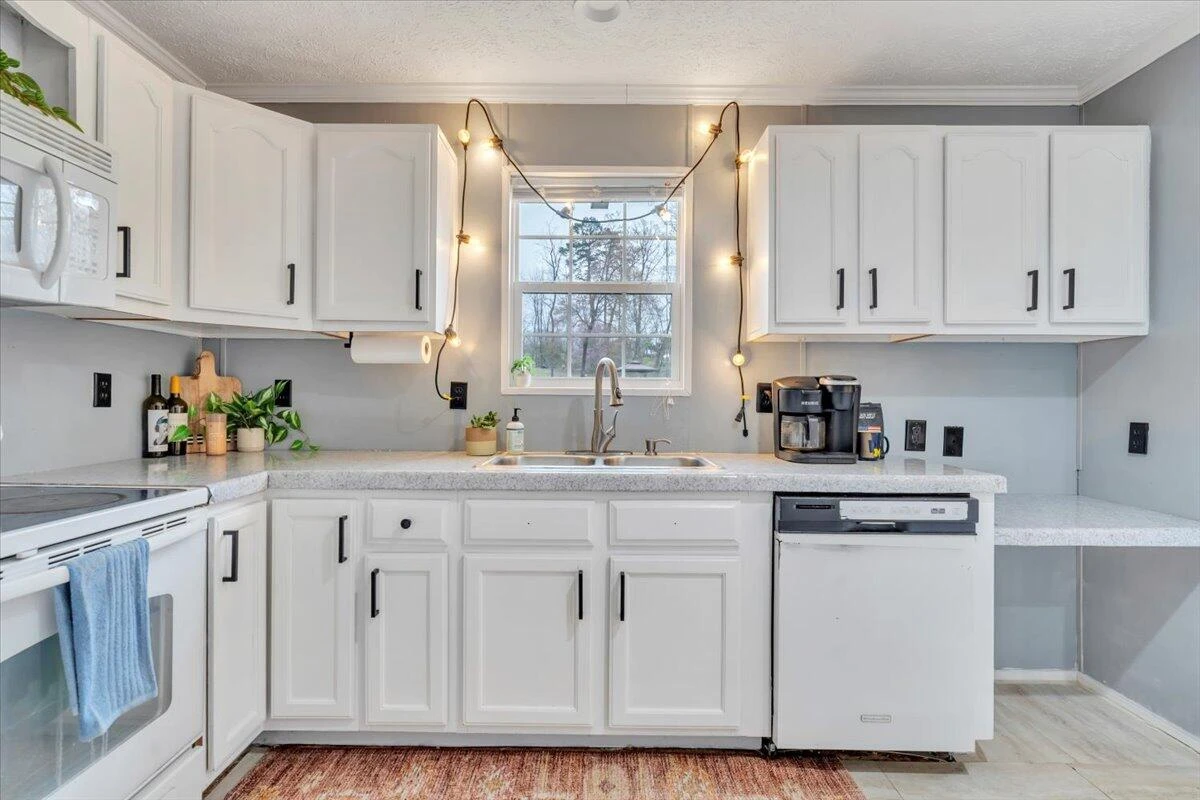 337 Leanor ST - Photo 25