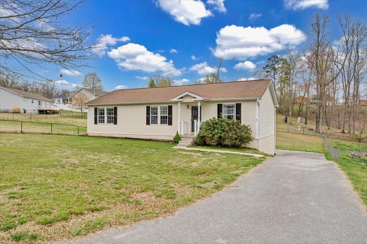 337 Leanor ST - Photo 3