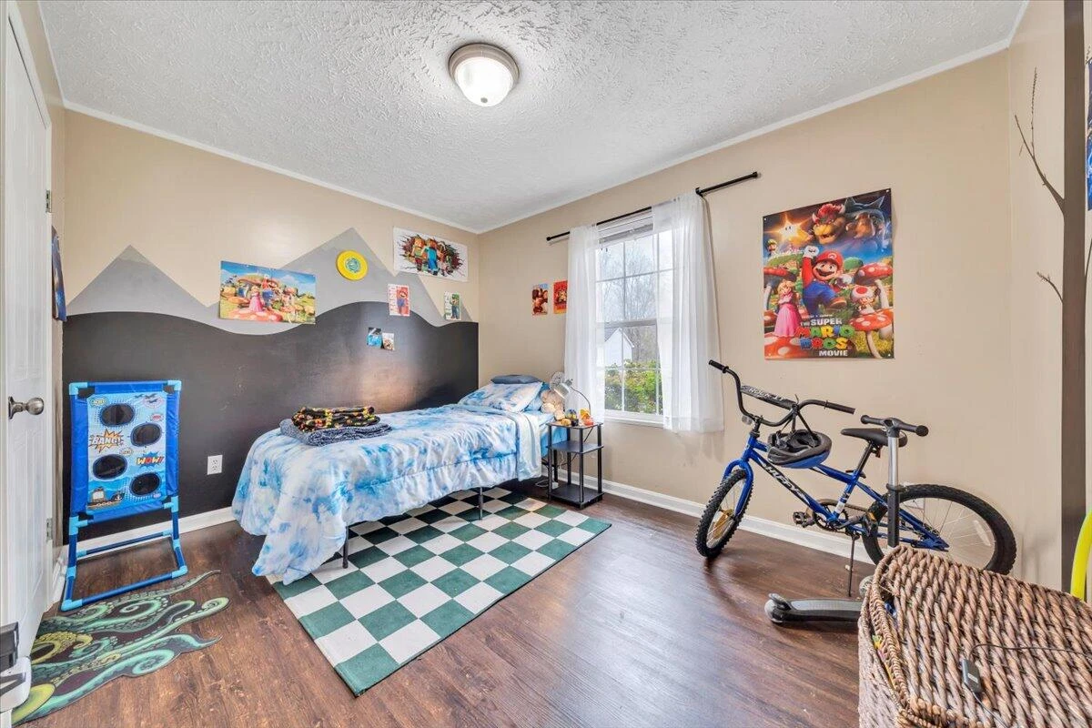 337 Leanor ST - Photo 38