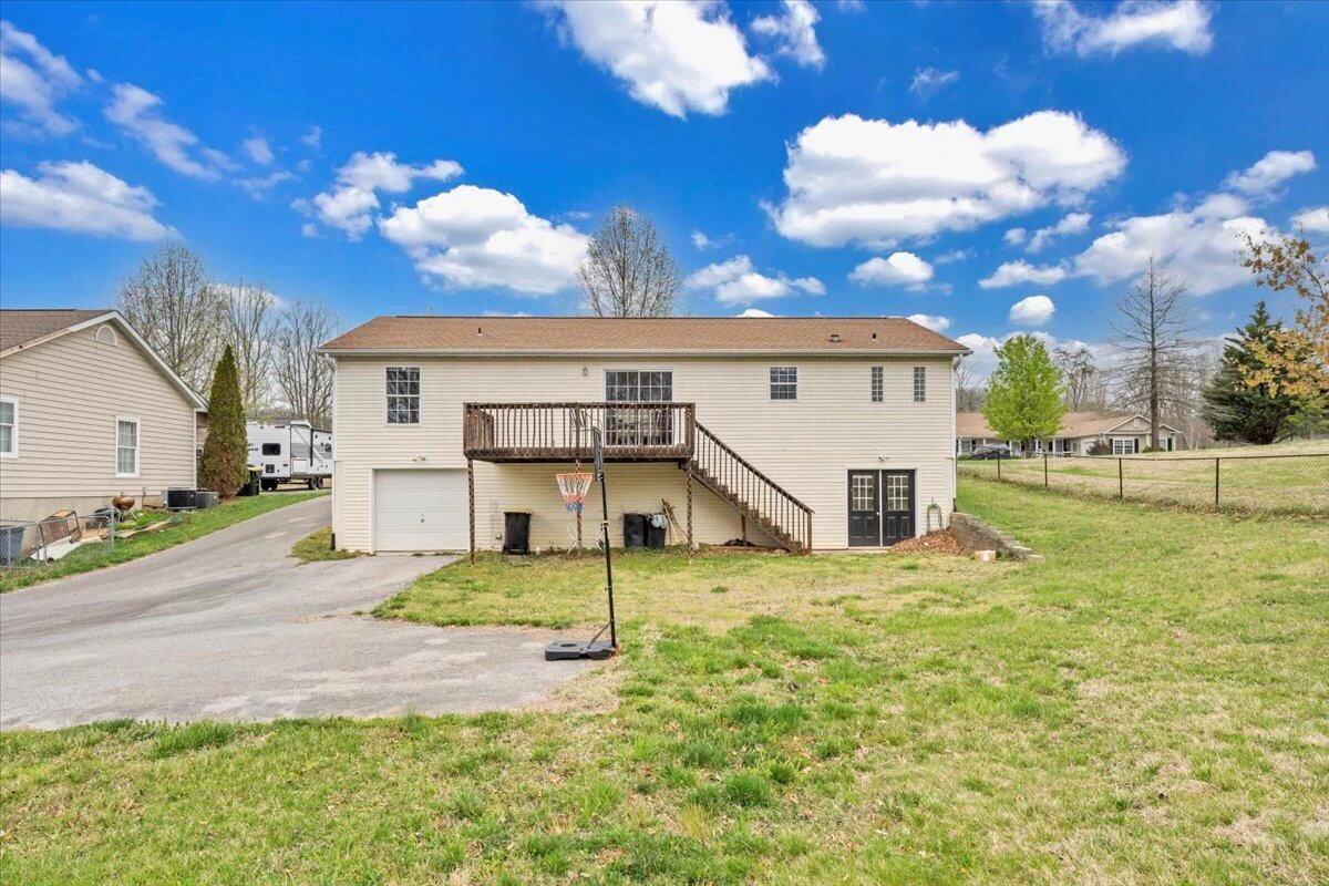 337 Leanor ST - Photo 56