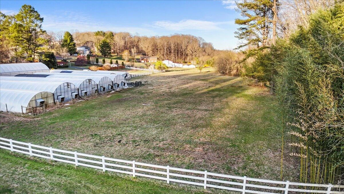 1356 Coopers Cove RD - Photo 119