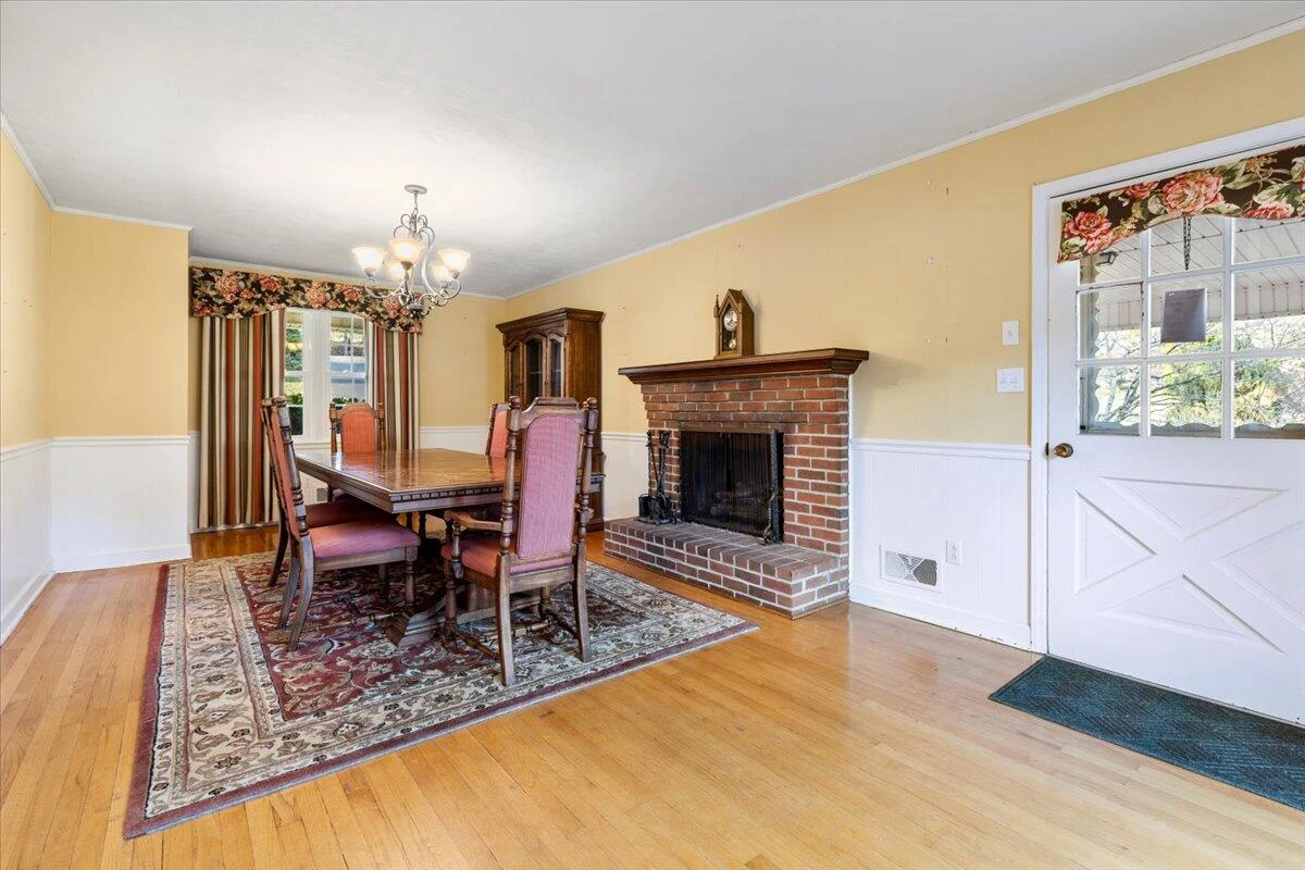 1356 Coopers Cove RD - Photo 142