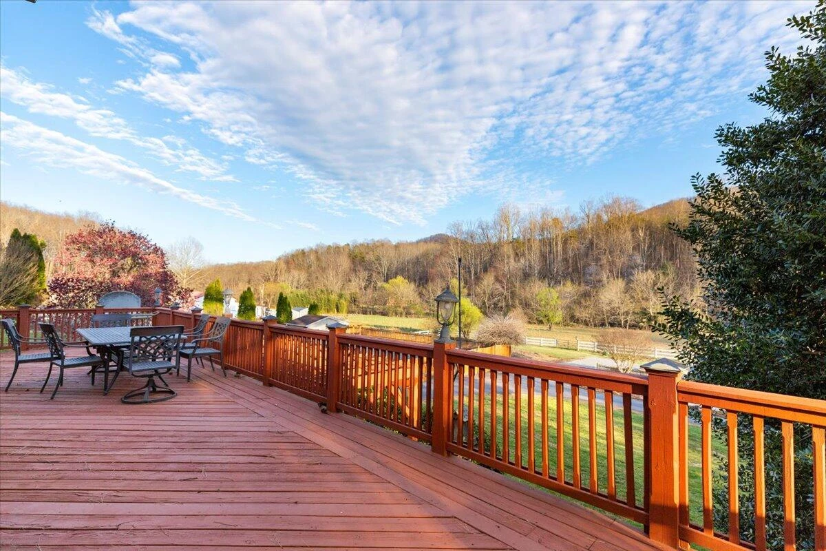1356 Coopers Cove RD - Photo 146