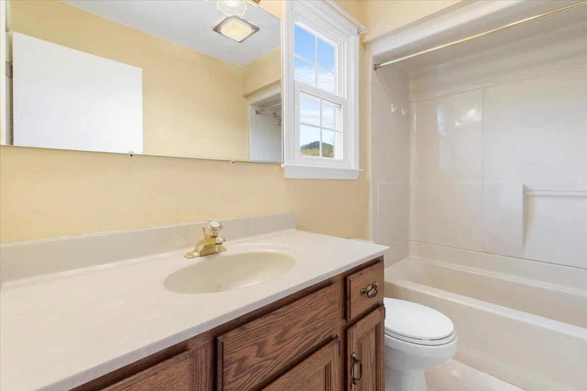 1356 Coopers Cove RD - Photo 151