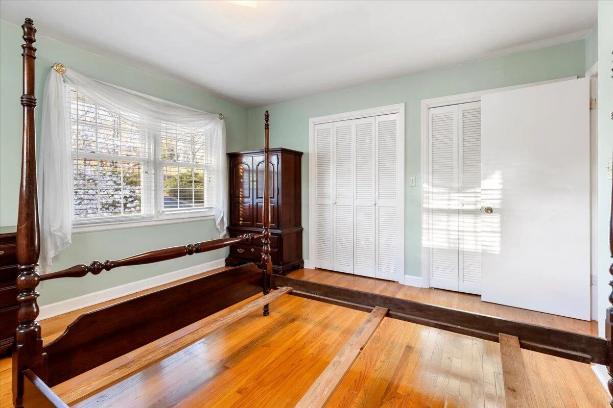 1356 Coopers Cove RD - Photo 157