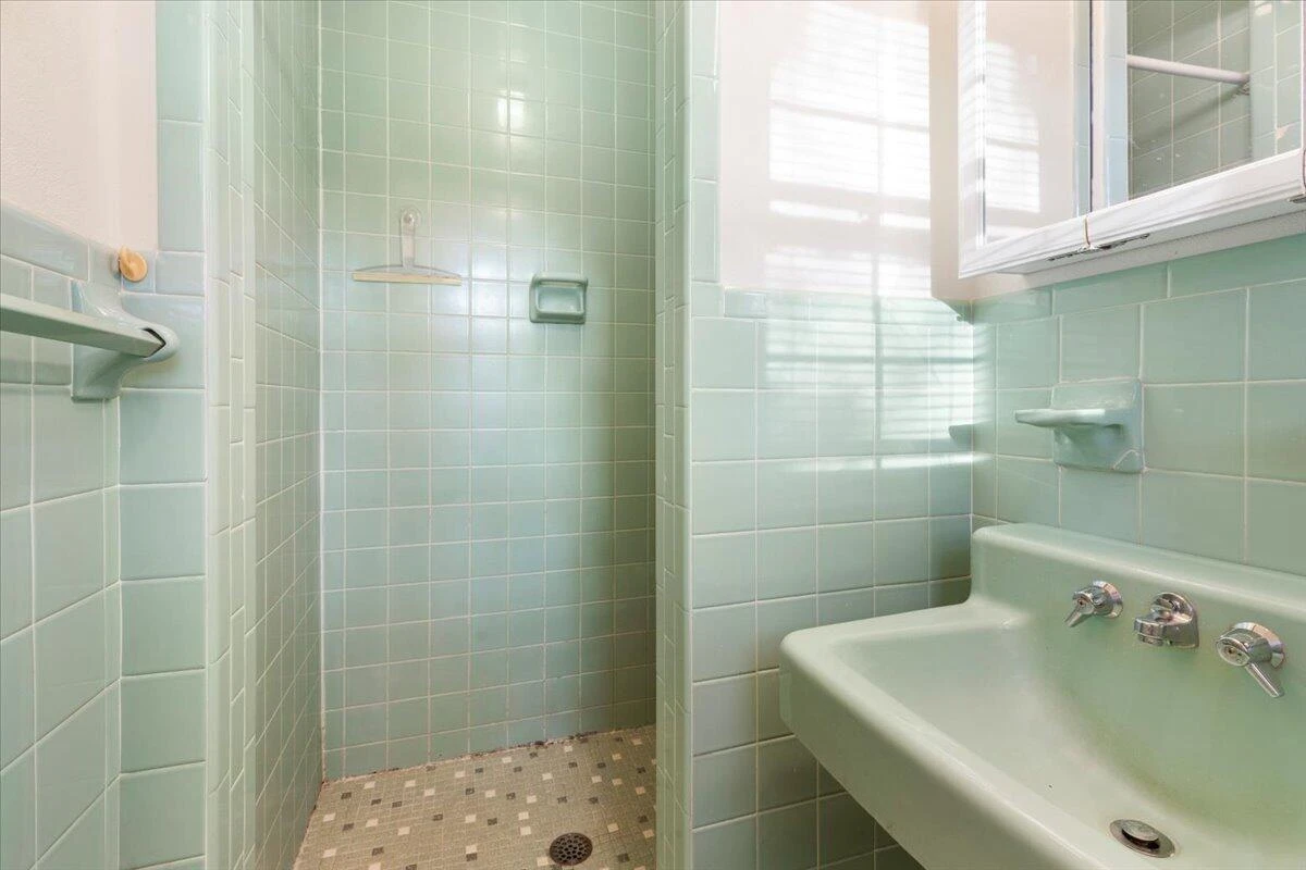 1356 Coopers Cove RD - Photo 159