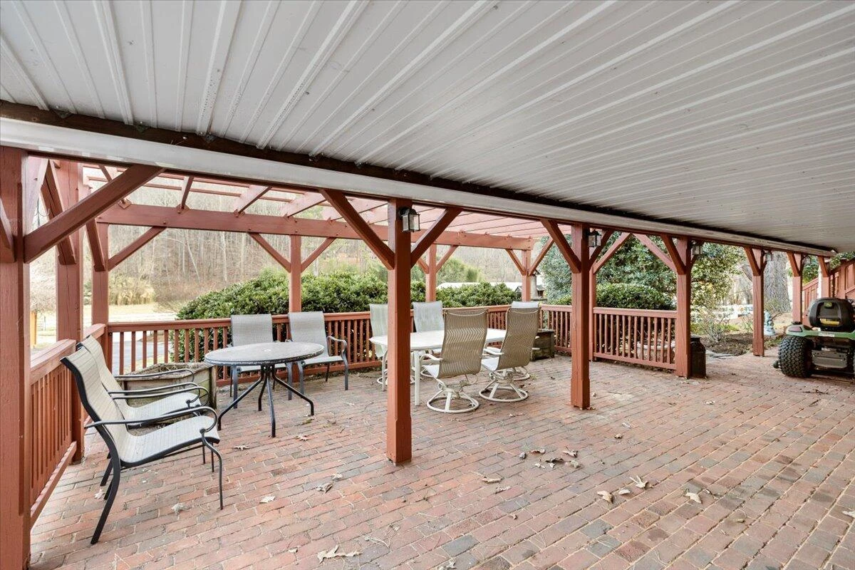 1356 Coopers Cove RD - Photo 175