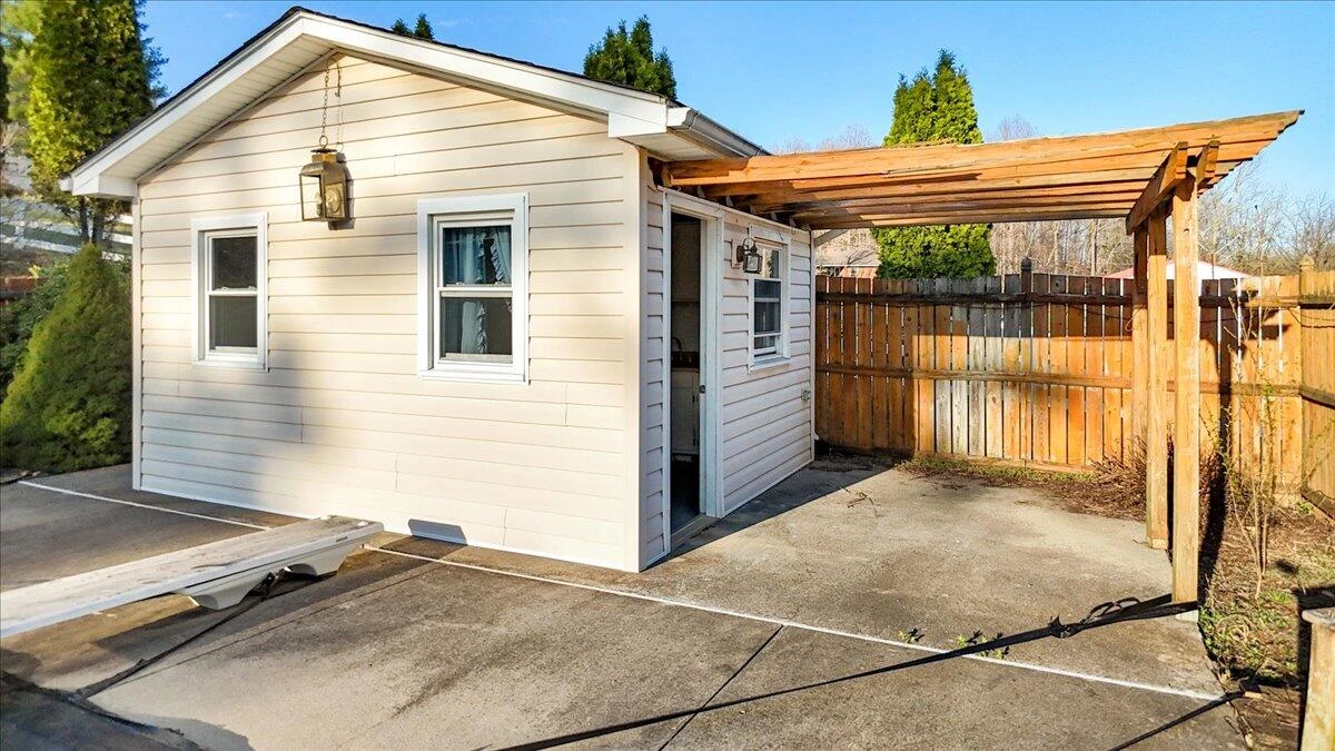1356 Coopers Cove RD - Photo 181