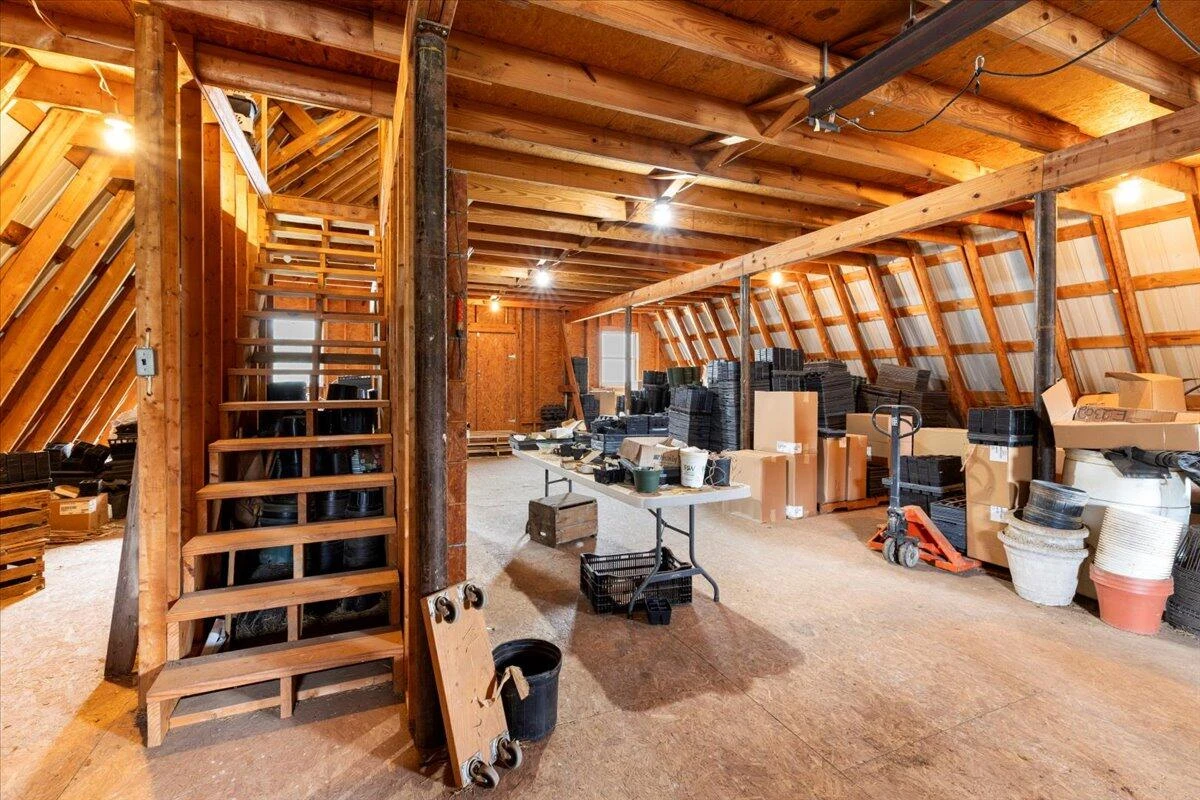1356 Coopers Cove RD - Photo 27
