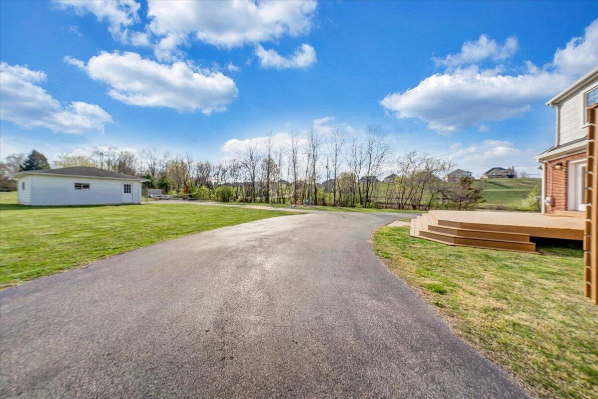 28 Richardson DR - Photo 38