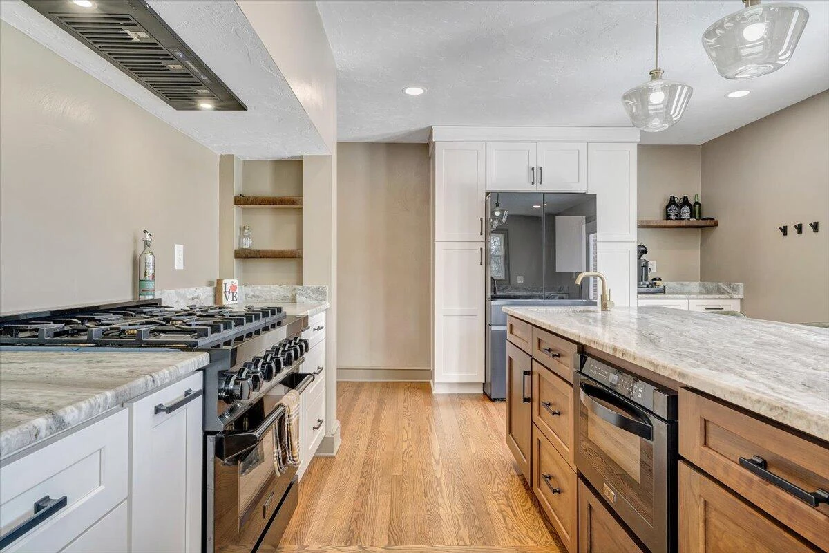 28 Richardson DR - Photo 8