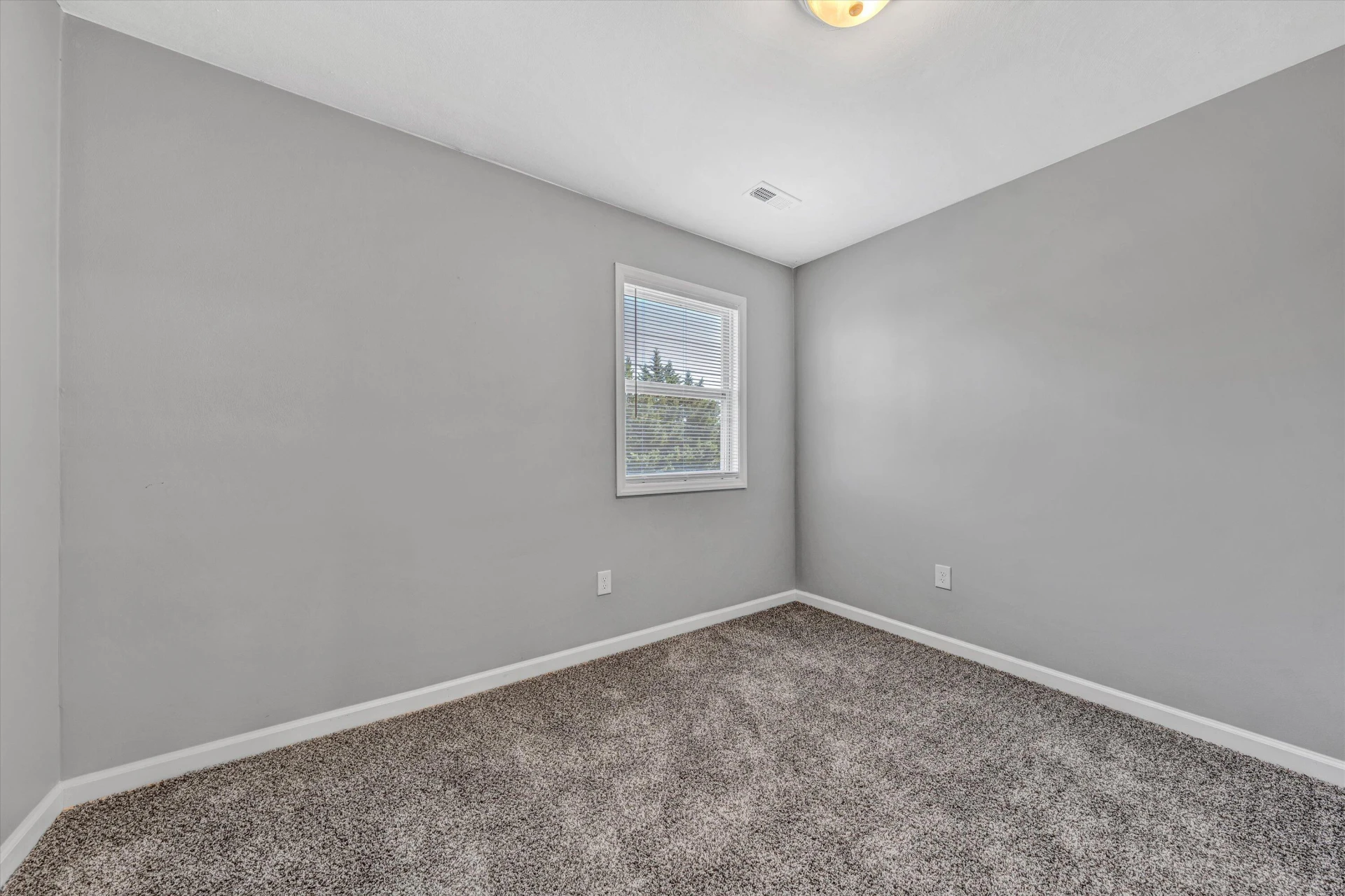 1141 12TH ST - Photo 21